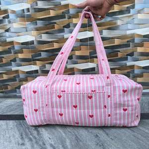 Sacs de voyage et de sport pour femmes en coton matelassé, faits à la main, à grande capacité, de luxe, durables, écologiques, avec imprimé floral - Product Image 2