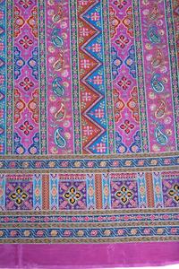 ผ้าเครปสีชมพูลาเวนเดอร์ลายพิมพ์เรขาคณิตสไตล์ชาติพันธุ์พร้อมลายเพสลีย์ที่ขอบผ้าสำหรับทำชุดคุर्ติ - Product Image 3