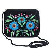 Nouvelle Arrivée Sac de Soirée de Luxe Exotique Tendance pour Femme, Fait Main par un Designer, Broderie Perlée à Motif Géométrique, Doublure en Satin, Idéal pour Fêtes et Mariages