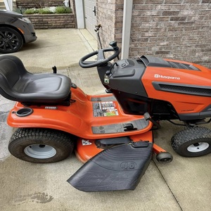 Tondeuse à gazon Husqvarna de haute qualité avec prix d'usine et performances fluides pour les besoins de coupe des pelouses résidentielles - Product Image 1