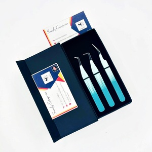 Pince à épiler pour cils Samofy Enterprises, en acier inoxydable, pointe lisse, prise en main parfaite, longueur 10 mm, précision, fabrication sur mesure, revêtement papier - Product Image 1