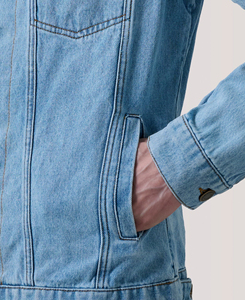 Blouson en jean bleu clair pour homme, coupe droite, en coton délavé, décontracté, respirant, boutonné, couleur unie, faible MOQ - Product Image 5
