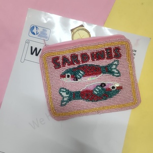 Monedero de sardinas bordadas a mano con cuentas, novedoso, con cremallera, bonito, para maquillaje, tarjetas de crédito y llaves - Product Image 1