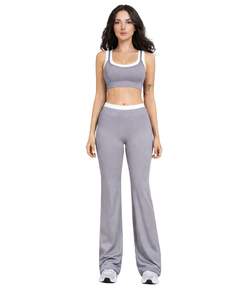 Ensemble personnalisé soutien-gorge de sport gris et blanc contrastant et pantalon évasé taille haute extensible pour femme – Tenue de yoga et fitness sur mesure OEM en gros - Product Image 1