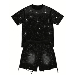 Ensembles chemises et shorts noirs pour hommes, les plus vendus, avec logo personnalisé imprimé, effet délavé et strass, pour streetwear vintage de haute qualité - Product Image 1