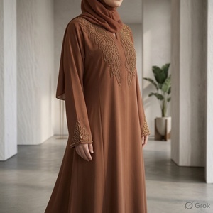 Abaya islamique marron en organza, longueur ras du sol, coupe droite modeste, avec broderie, perles et motifs imprimés décoratifs - Product Image 3