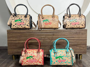 Bolso de Viaje Tipo Duffel para Mujer, Diseño Floral en Cuero Genuino a Cuadros, Hecho a Mano, Estilo Vintage, Mediano, Tipo Speedy - Product Image 3