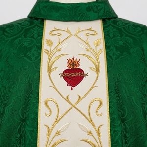 Casulla de Terciopelo Verde con Bordado del Sagrado Corazón, Vestimenta Sacerdotal Católica Premium para Misa, Adoración y Ceremonias Religiosas - Product Image 2