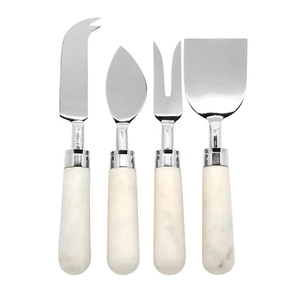 Ensemble d'outils à fromage design royal en acier inoxydable avec poignée martelée en or ensemble à fromage de cuisine de luxe en or - Product Image 4