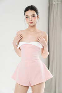 จั๊มสูทขาบานแต่งลูกไม้คอตัดสีสำหรับผู้หญิง ขายส่ง รุ่น ET3637 - Product Image 3