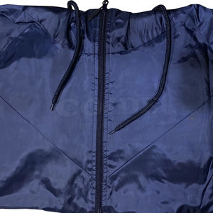 Ensemble coupe-vent unisexe de luxe pour le sport : veste oversize et pantalon tendance - Product Image 4