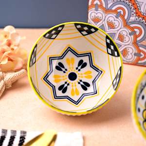 Juego de 4 Tazones de Porcelana con Diseño Floral, Ecológicos, Pulidos, para Servir Cereales y Sopas - Product Image 1