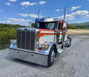 Camion semi-remorque Peterbilt 589 Sleeper - Modèle 2024 2025 - Cabine couchette à toit plat de 72 pouces - 6x4 Diesel Manuel - Camion d'occasion à vendre - Product Image 1