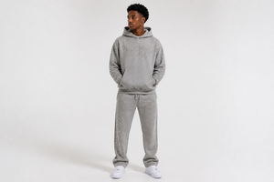 Ensemble survêtement personnalisé pour homme : sweat à capuche perlé et pantalon de jogging – Fabricant de streetwear - Product Image 2