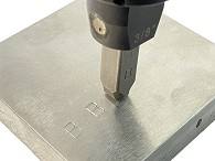 Martillo de Estampado en Caliente de Aleación de Aluminio APLUS ES-10 con Escape Frontal, Características Claras en Metal, Cambio Rápido de Sellos, OEM - Product Image 5