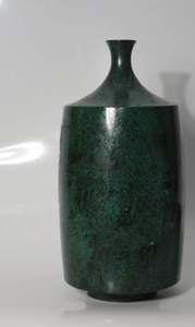 Vase décoratif moderne en fer forgé avec patine verte, fait main, texture en relief, pour plantes d'intérieur et d'extérieur, vente en gros - Product Image 2