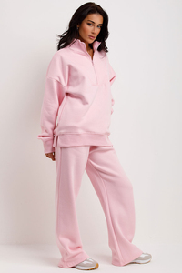 Conjunto deportivo de dos piezas para mujer, color rosa, personalizado, con sudadera con capucha y pantalones cortos, estilo oversize, mezcla de algodón, conjunto informal para estar en casa. - Product Image 6