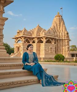 Kurti de Algodón con Bordado y Textura, con Top, Pantalón y Dupatta, Ropa Étnica para Fiestas, Precio al por Mayor, Color Verde Azulado - Product Image 5