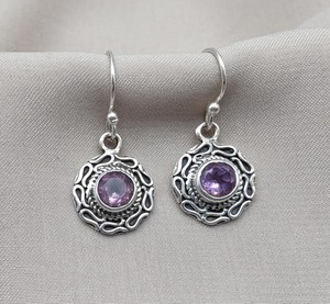 ต่างหูอเมทิสต์เงินแท้ 925 ชุบทอง ได้รับการรับรองจาก IGI ดีไซน์ลายวนแบบโบโฮ งานแฮนด์เมด เหมาะสำหรับงานปาร์ตี้ ของขวัญวันครบรอบ - Product Image 5