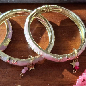 Modern Vintage Style Resin Brass <b>Bangles</b> Unique Design Fashionable Charm <b>Bracelets</b> Fancy Gifts for Women's Parties - Product Image 1