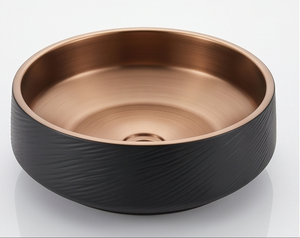 Évier de cuisine élégant rond noir mat en cuivre, cuve unique, finition brossée, design minimaliste, installation sur plan. - Product Image 1