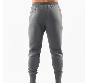 Pantalon de survêtement en molleton de coton pour hommes, coupe oversize, marque privée, streetwear, personnalisation de la marque, vente en gros - Product Image 4