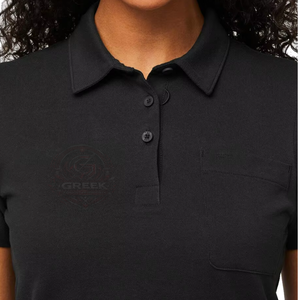 T-shirt polo élégant pour femme avec tissu léger, coupe extensible confortable, manches courtes et design décontracté élégant pour toutes les occasions - Product Image 1