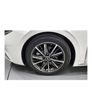 Hyundai Grandeur 2020, 2.5 Automático, Emisión Euro V, Asientos de Cuero, Volante a la Izquierda, Cámara Trasera, con 87,528 km - Product Image 5