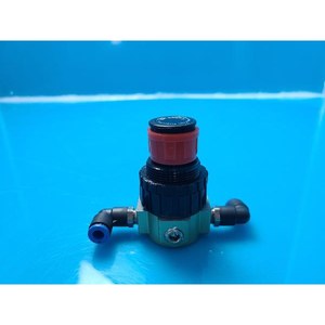 Vanne de commande pneumatique TACO R31-100-0000 utilisée comme pièce détachée pour équipement semi-conducteur Legacy - Product Image 3