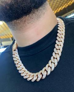 Cadena Cubana Hecha a Mano en Plata de Ley 925 con Detalles en Oro Blanco de 14K y Diamantes Moissanite VVS1, Cadena Cubana para Hombre - Product Image 4