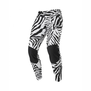 Pantalon de cyclisme long rembourré pour homme, idéal pour le VTT, le downhill et le fitness en automne - Product Image 5