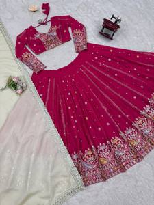Ensemble de luxe Rani Pink Georgette Lehenga Choli avec broderie lourde de miroirs et de sequins, tenue de mariage indienne et pakistanaise Ghagra Choli Dup - Product Image 4
