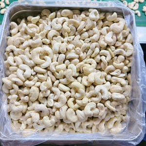 Nueces de Anacardo Kaju Badam de Fábrica Confiable, Núcleos de Anacardo SANTIGO, Empaque OEM, ODM - Product Image 1