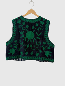 Chaleco de terciopelo azul oscuro para mujer, bordado floral, cuello en V, sin mangas, bordado a mano, estilo vintage. - Product Image 2