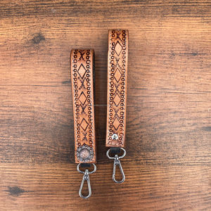 Nouvelle arrivée 2025 meilleure vente bracelet en cuir usiné à la main porte-clés lanière en cuir véritable avec Concho en métal pour unisexe - Product Image 6