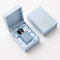Caja de Embalaje de Perfume para Hombre de Cartón Rígido Negro con Logotipo Personalizado, con Lámina Dorada y Forro de Satén