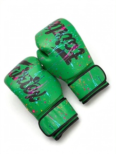 Nouveautés : Gants de boxe Fairtex en cuir personnalisés, imprimé bleu effet éclaboussures, avec fermeture auto-agrippante, pour le kick-boxing et l'entraînement MMA - Product Image 3