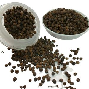 Poivre noir naturel de haute qualité en vrac, poivre noir séché en gros pour des créations culinaires savoureuses - Product Image 1