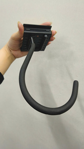 Support mural métallique robuste pour vélo, crochet de garage en fer, système de rail de rangement en acier pour pneus de vélo GAPGAR010 - Product Image 5