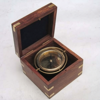 Boussole vintage en métal avec boîte en bois, boussole de poche portable pour le camping, la randonnée, l'alpinisme, la décoration de bureau