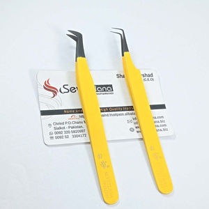 Juego de 2 pinzas de extensión de pestañas amarillas con logotipo de empresa personalizado con punta puntiaguda negra y mango liso - Product Image 6