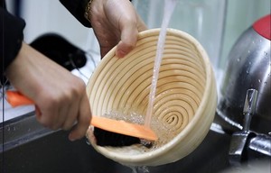 Cesta de fermentación redonda de mimbre artesanal para pan de masa madre, herramienta de panadería de mimbre natural para panaderos caseros y uso en la cocina - Product Image 4