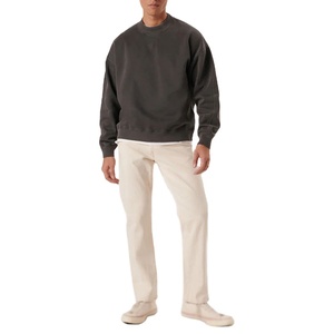 OEM Wholesale 100% Polyester Crew Neck Sweatshirts Winter Casual Apparels for Men Solid Color Vintage Style - Product Image 2