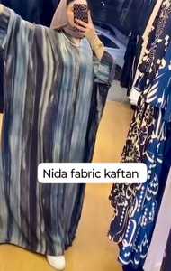 Abayas élégantes et modestes brodées à la main pour femmes, vêtements et accessoires musulmans traditionnels - Product Image 2