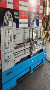 Torno de Metal Semiautomático de Alta Velocidad y Precisión, Máquina de Torneado con Transmisión por Correa de Alta Resistencia, Herramienta de Fabricación Industrial - Product Image 3