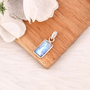 Natural Rainbow <b>Moonstone</b> Pendant 925 Sterling Silver Handmade Bezel Setting Gemstone Minimalist <b>Jewelry</b> for Unisex Party Gift - Product Image 4