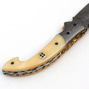 Navaja Plegable con Abertura para el Pulgar, Hoja de Acero de Damasco, Mango de Aluminio, Clip de Bolsillo, para Caza, Camping y Uso Diario - Product Image 4