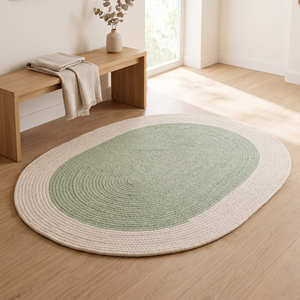 Tapis ovale en corde de coton design avec bordure bleue pour salon, table basse et maison de style côtier - Product Image 3