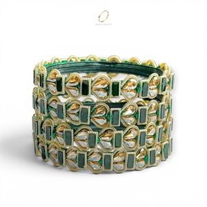 Bracelets en verre kashmiri en forme de cœur en pierre verte, fabriqués à la main en Inde, pour femmes, pour les mariages et les festivals, à prix de gros - Product Image 5