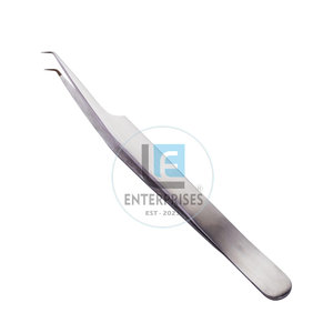 Pinces à cils en acier inoxydable avec logo et taille personnalisés - Équipement de beauté durable et de haute qualité réutilisable - Product Image 5